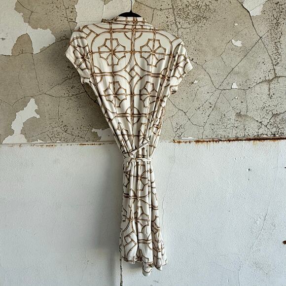 J. McLaughlin Wrap Dress Silk Jersey Collared Short Sleeve Neutral XS Luxury - Picture 6 of 7